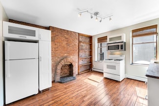 252 Grove St Unit 3, Jersey City, NJ 07302