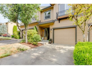 16 Summit Ridge Ct Unit 7, Lake Oswego, OR 97035