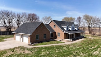 541 Walnut St, Maitland, MO 64466
