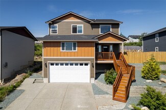 1476 W Gateway Heights Loop, Sedro Woolley, WA 98284