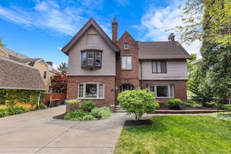 1419 National Ave, Rockford, IL 61103