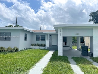 2462 Wiley St, Hollywood, FL 33020