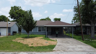 4215 East Ln, Houston, TX 77026