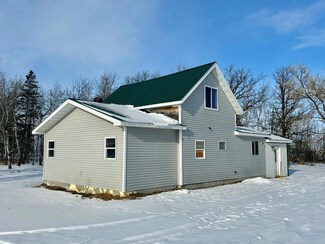 26571 260th St, Badger, MN 56714