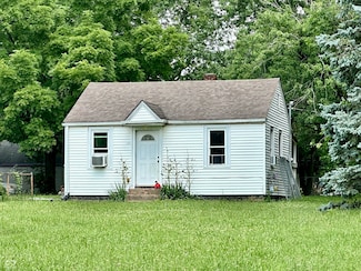 1711 E Lynn St, Anderson, IN 46016