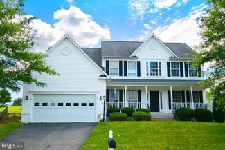 23 Rollingside Dr, Fredericksburg, VA 22406