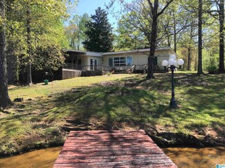 941 Lake Tate Rd, Sylacauga, AL 35151