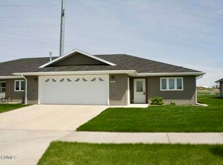 3435 Nebraska Dr, Bismarck, ND 58503