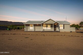 46715 N 13th Ave, New River, AZ 85087