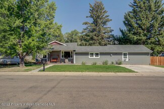 667 Pershing St, Craig, CO 81625