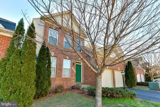 15329 Lord Culpeper Ct, Woodbridge, VA 22191