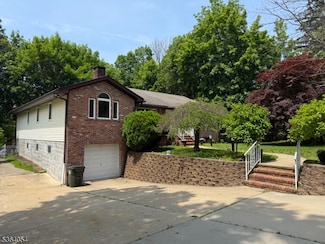 120 Fairmount Ave, Chester, NJ 07930