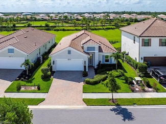 3980 Pegasus Way, Naples, FL 34120