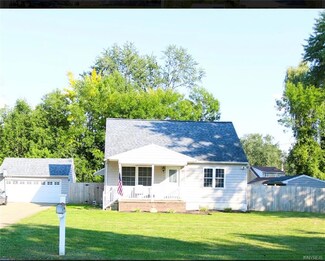 33 Hennepin Rd, Buffalo, NY 14228