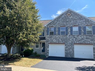 16 Harvest Mill Ln, Palmyra, PA 17078