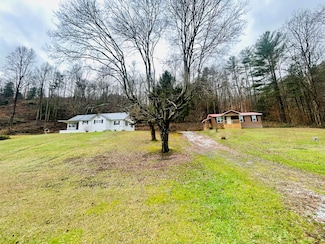 11593 Kentucky 11, Oneida, KY 40972