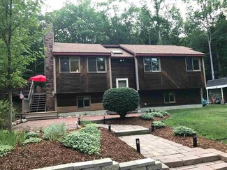 44 Guys Ln, Weare, NH 03281