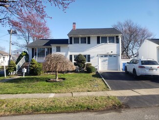 21 Webb Dr, Fords, NJ 08863