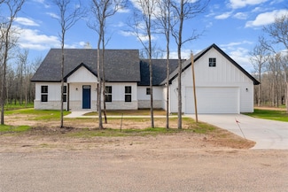 106 Waipahoehoe Dr, Bastrop, TX 78602