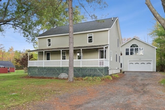 218 Oak St, Oakland, ME 04963