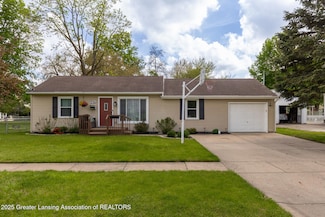 316 Union St, Grand Ledge, MI 48837