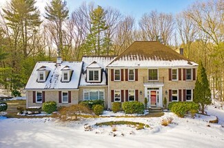 5 Wolfpen Ln, Southborough, MA 01772