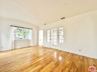 1452 S Wooster St, Los Angeles, CA 90035