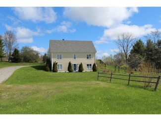 148 Cedar Ln, Danville, VT 05828