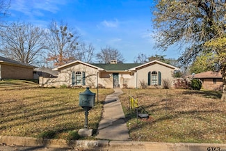 407 Hickory St, Mount Pleasant, TX 75455