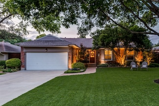 704 Winchester Dr, Richardson, TX 75080
