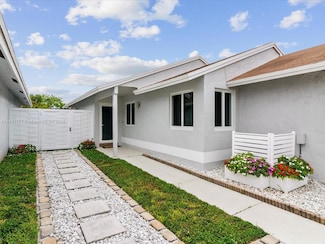 10911 SW 12th St, Pembroke Pines, FL 33025
