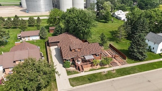 1210 3rd Ave, Brewster, MN 56119