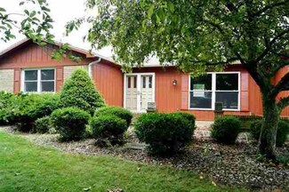 1318 Lincoln Hwy, Bourbon, IN 46504