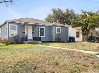 1050 Vanderbilt St, San Antonio, TX 78210