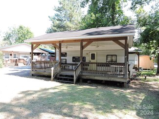 106 Cherry Ct, Mount Gilead, NC 27306