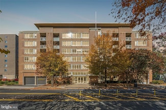 355 I St SW Unit S410, Washington, DC 20024