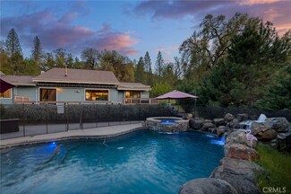 46261 River View Dr, Oakhurst, CA 93644