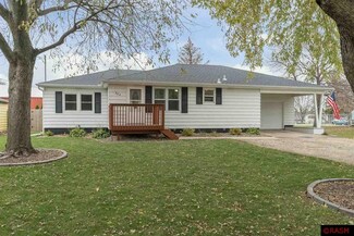 304 Leray Ave, Eagle Lake, MN 56024