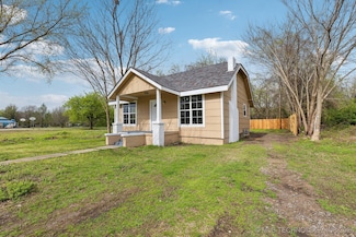 719 S 7th St, Muskogee, OK 74401