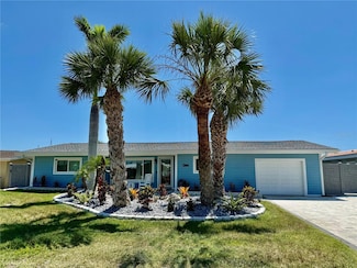 12300 4th St E, Treasure Island, FL 33706