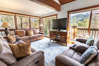 67 W Hanson Rd, Dillon, CO 80435