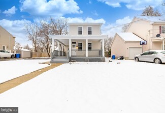 139 W Clayton Ave, Clayton, NJ 08312