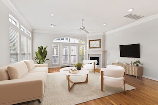 920 Asbury St, Houston, TX 77007