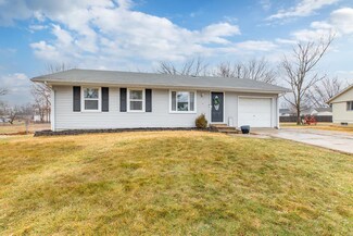 200 Saturn Dr, Godfrey, IL 62035