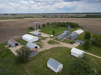 74182 115th St, Le Roy, MN 55951