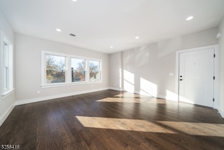20 Orchard St Unit 2, Morristown, NJ 07960
