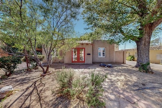 2110 Lead Ave SE, Albuquerque, NM 87106