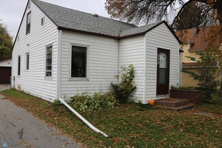 222 2nd Ave E, Hunter, ND 58048
