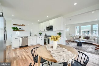 3109 Green Hill Rd, Sparrows Point, MD 21219