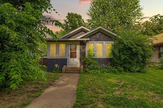 3233 42nd Ave S, Minneapolis, MN 55406